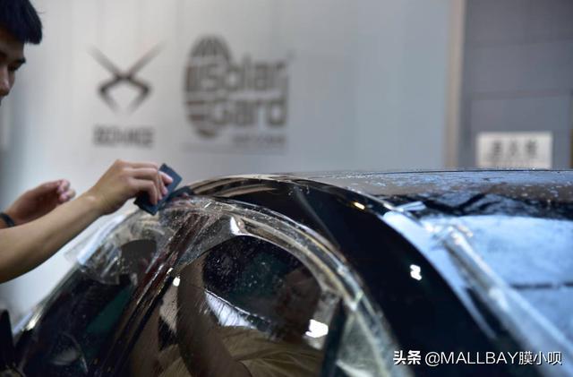 隐形车衣让奥迪A6L 的那种“官方范儿”得到了很好的诠释