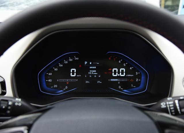 适合年轻人入手的SUV，韩系出品，造型酷似胜达，10.58万起售