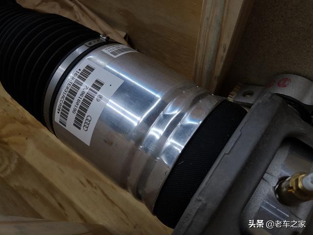 限量版W12大众途锐，大保养一次竟用掉一台飞度的钱