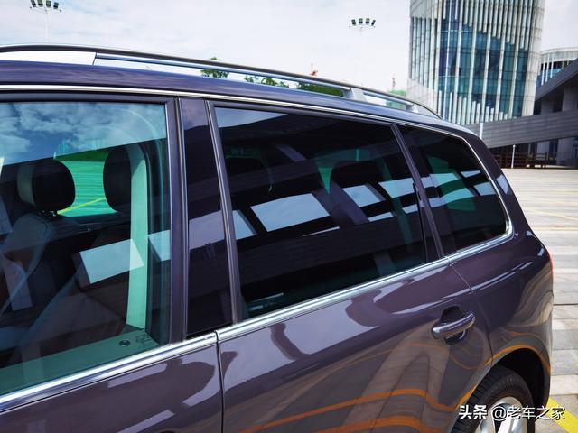 限量版W12大众途锐，大保养一次竟用掉一台飞度的钱