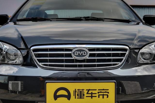 真不一定看摩托车，这车能遮风挡雨，一公里3毛，卖4万出头