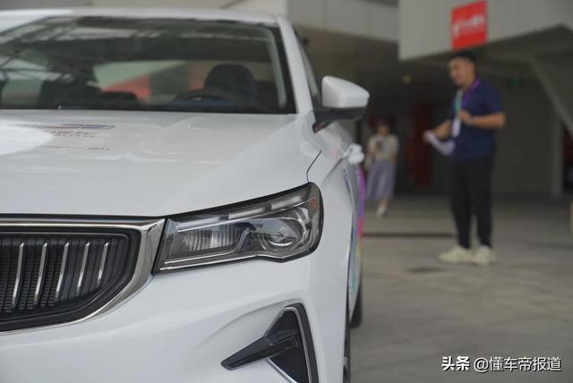 新车 | 亲民家轿进化！吉利第4代帝豪正式亮相，实车更惊艳