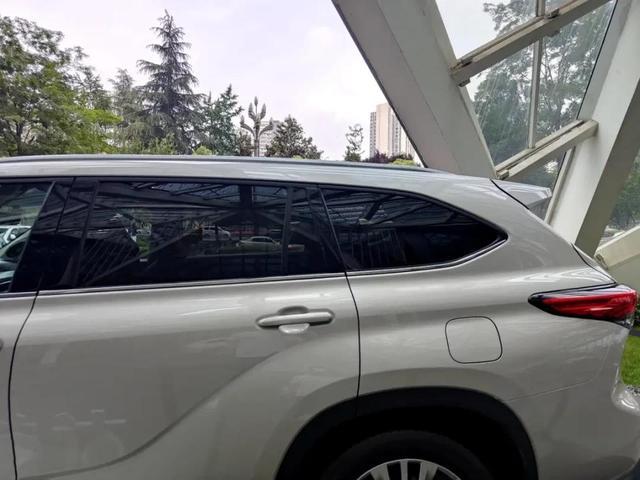 静态体验第四代汉兰达：放大每一项优势