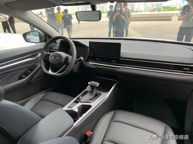 新车 | 亲民家轿进化！吉利第4代帝豪正式亮相，实车更惊艳