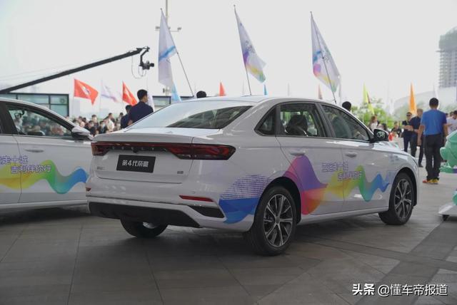 新车 | 亲民家轿进化！吉利第4代帝豪正式亮相，实车更惊艳