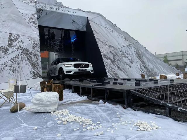 一次糟糕的赛道日活动，我试出了沃尔沃的真实驾控实力