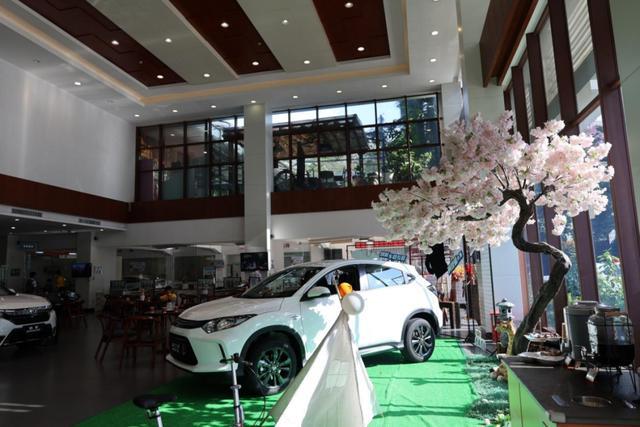手握15万预算买SUV？90后小哥跑一趟本田4S店，锁定缤智