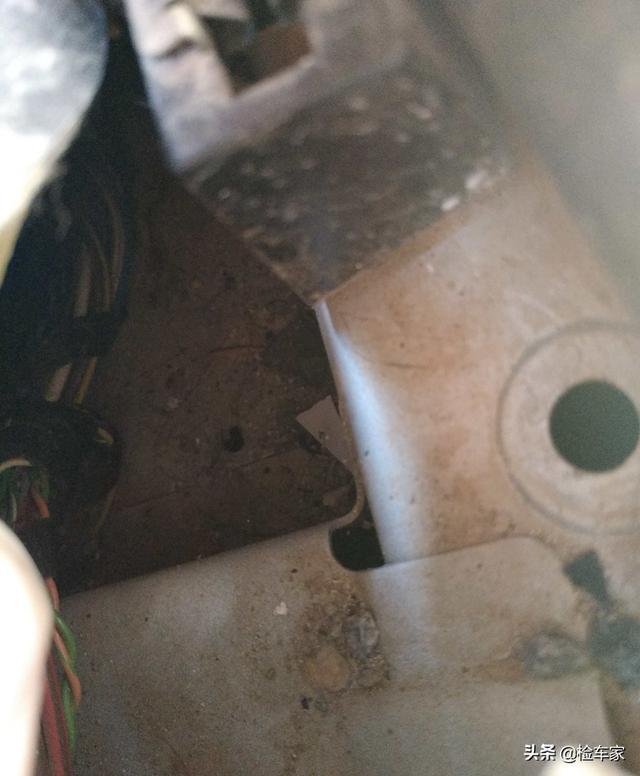 17万买辆宝马X3，卖家紧跟验车师寸步不离，一问题直接炸锅了