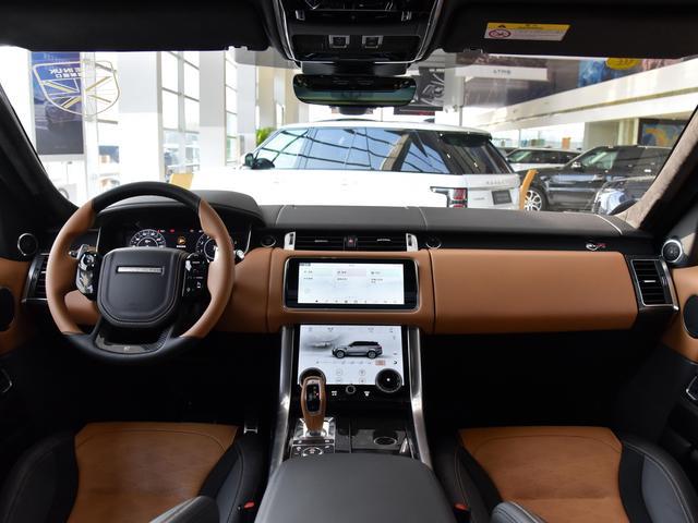 5.0L+V8机增，全套碳纤维+定制套件，实拍路虎揽运竞速版