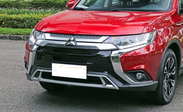 17万提了新款三菱欧蓝德2.4L，才开890公里，内行人说出真实感受