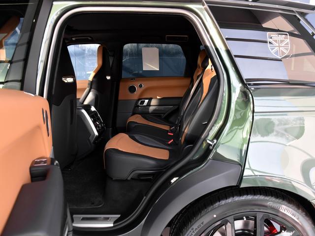 5.0L+V8机增，全套碳纤维+定制套件，实拍路虎揽运竞速版