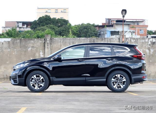 本田的王牌SUV，193马力+全景天窗，省油空间大，才19万