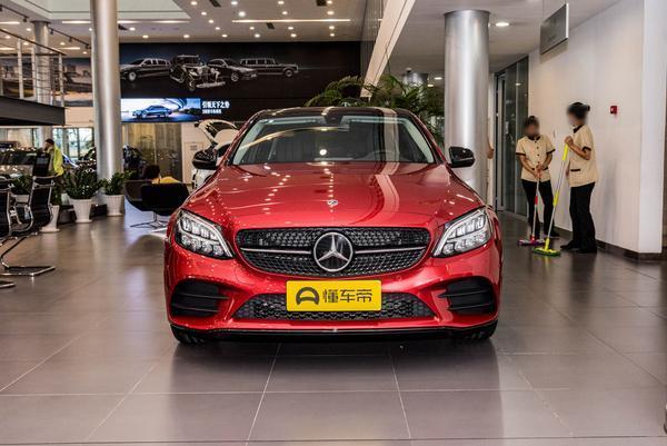 奔驰C级：轴距超2米9，起售30.78万实力如何？