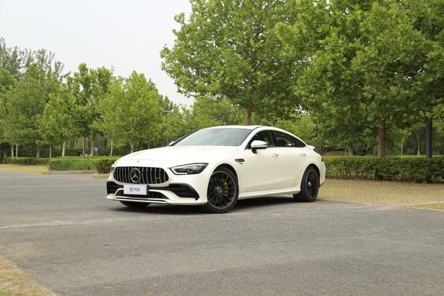 运动与舒适高度兼容，试驾体验奔驰AMG GT 53