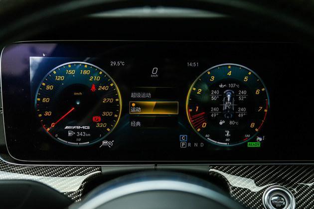 运动与舒适高度兼容，试驾体验奔驰AMG GT 53