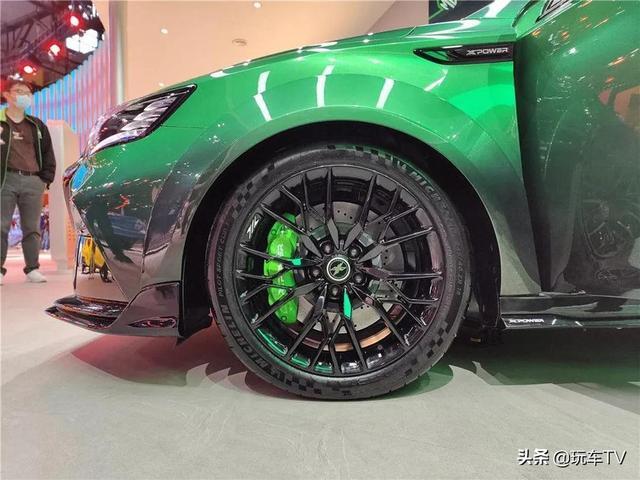 涌现三台6秒破百、颜值逆天的国产性能车！思域表示有点慌...