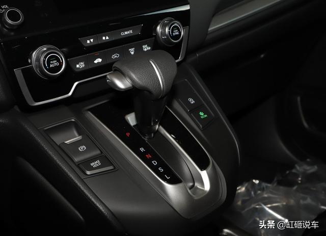 本田的王牌SUV，193马力+全景天窗，省油空间大，才19万