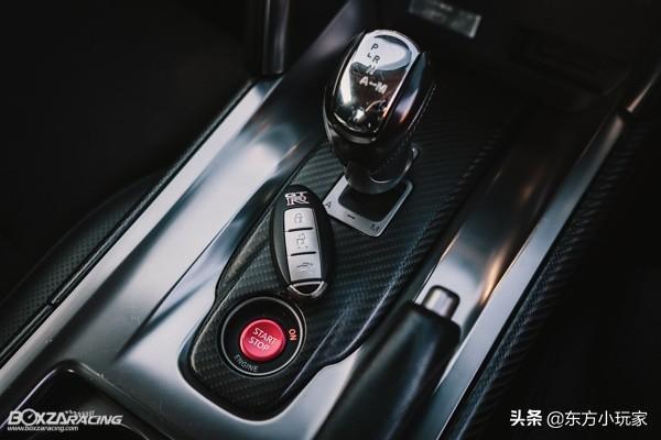 我有日产GT-R，还需女人吗？女人只会影响我的提速