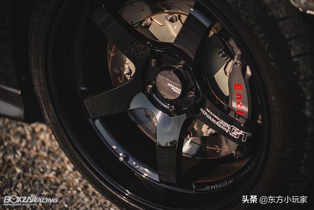 我有日产GT-R，还需女人吗？女人只会影响我的提速