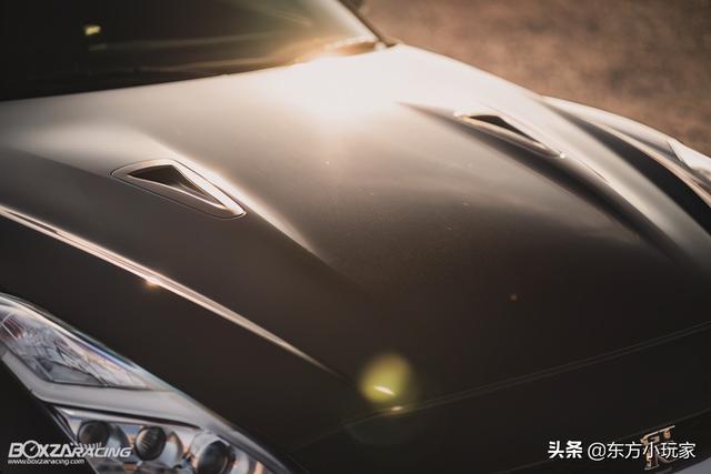 我有日产GT-R，还需女人吗？女人只会影响我的提速