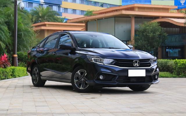 买不起雅阁，不妨看这日系车，配近乎B级车空间才8万，同样是本田