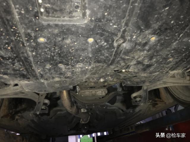 天价情怀车？为何这辆斯巴鲁翼豹4年才贬7万？网友：飘了看这车