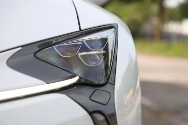 试驾 | 雷克萨斯LC500h 真适合做个安静的“美男子”