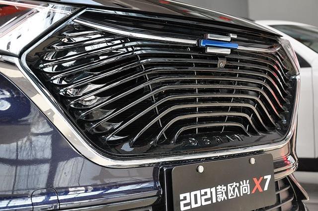 2021款长安欧尚X7到店实拍