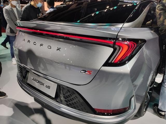 续航1000km 能量补给3分钟 5款自驾出游新能源车推荐