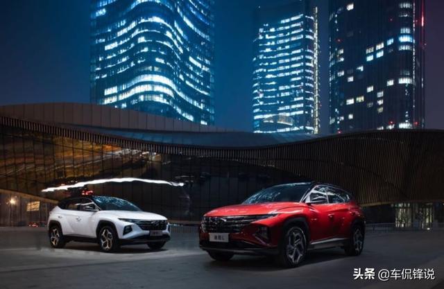 现代全新SUV来了，轴距达2755mm，百公里油耗6L