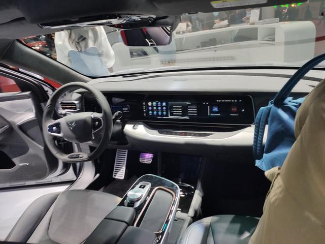 续航1000km 能量补给3分钟 5款自驾出游新能源车推荐