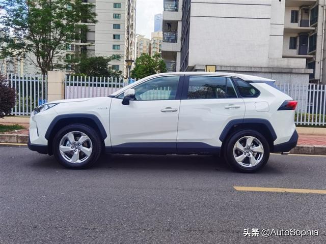 RAV4荣放就是我的第二个家