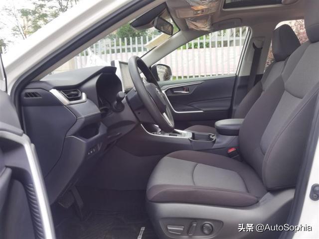 RAV4荣放就是我的第二个家