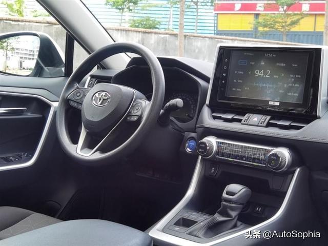 RAV4荣放就是我的第二个家