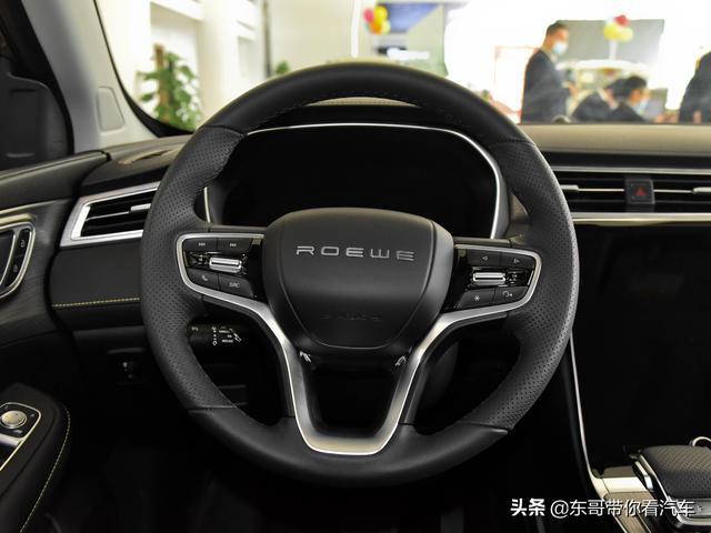 国产精品SUV，价格不贵也好用，实拍荣威RX5