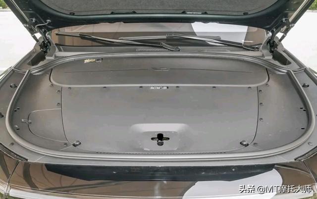 3年只卖1款车！解读大6座SUV理想ONE：续航1080km