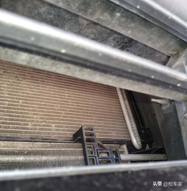 花55万买辆6年的保时捷帕拉梅拉划算吗？买主：比买奔驰好