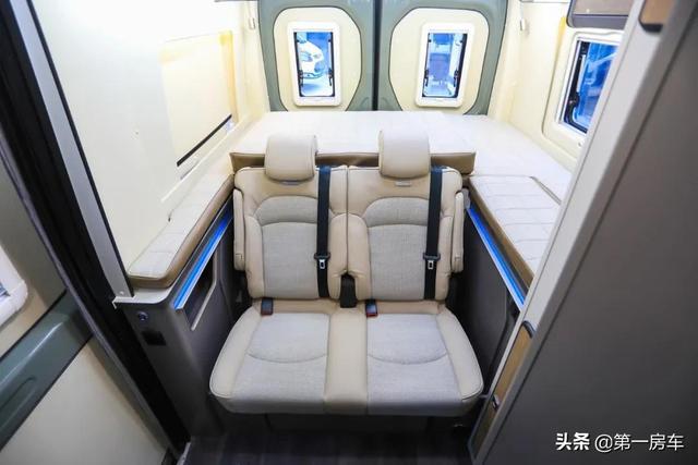 景宴·栖550上市，售价24.6万元起！同级最大2米常态床