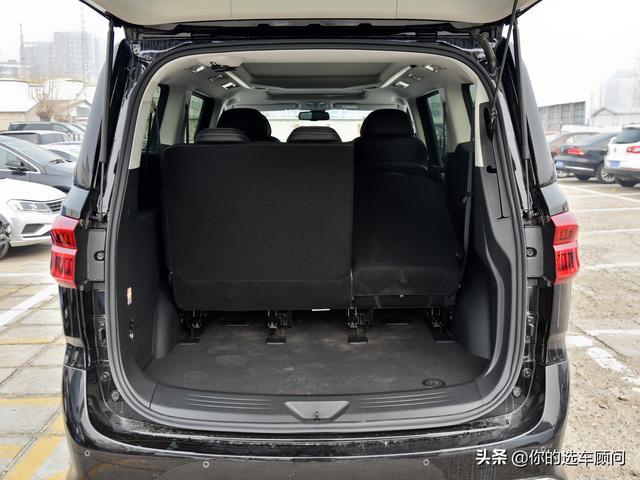 高度近2米配大7座，2.0T自动挡的大MPV，带你看上汽大通MAXUS G20
