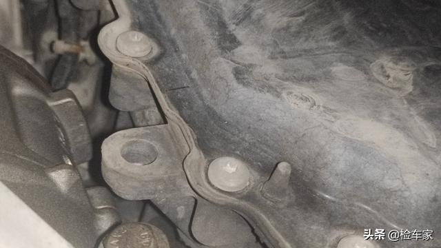 为何有钱人要买二手豪车？这辆200万的保时捷帕拉梅拉给你答案