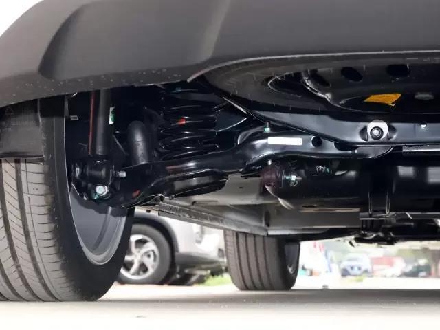 靠颜值逆袭的国产MPV，月销855辆就是成功，海马7X守住品牌底线