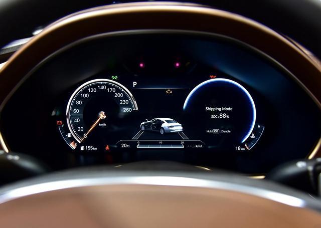 对标宝马5系、奔驰E级的韩系豪车，捷尼赛思G80，真的很香