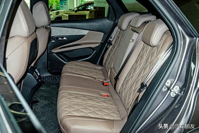 新款标致4008实拍：不吹不黑，等一波优惠就真香