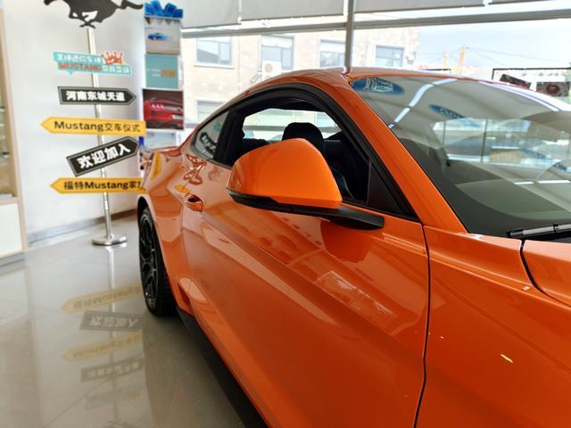 配置最厚道的性能车？福特Mustang到店实拍