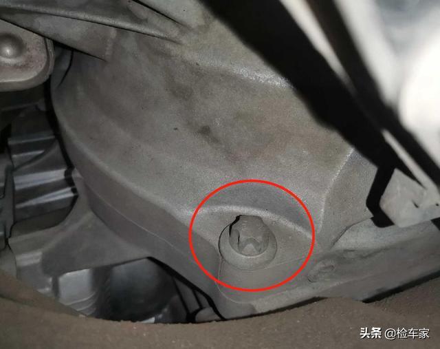 花38万买辆7手豪车保时捷Boxster值不值？买家：就为了兜个风