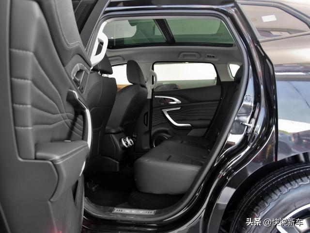 四出排气高颜值，大空间自动挡高端SUV，带你看WEY VV7