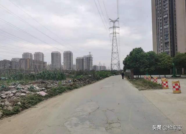 花12万买辆7年的敞篷宝马4系，买家挺开心：这车当年卖70万