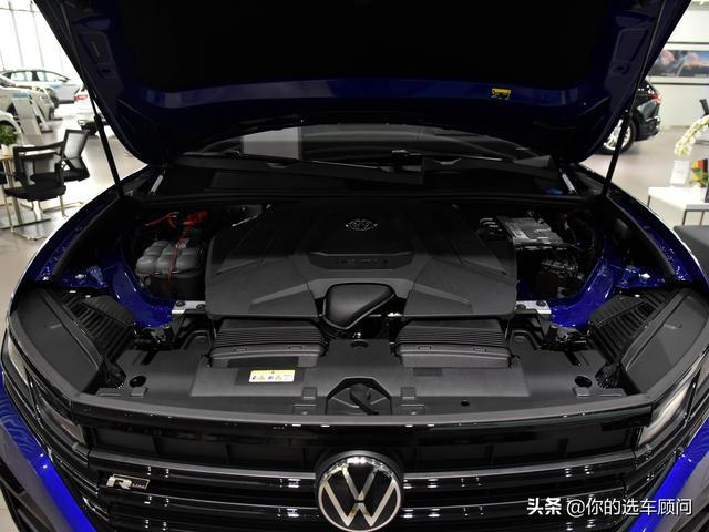 奥迪同平台的低价格旗舰SUV，3.0T V6卖2.0T价格，带你看大众途锐