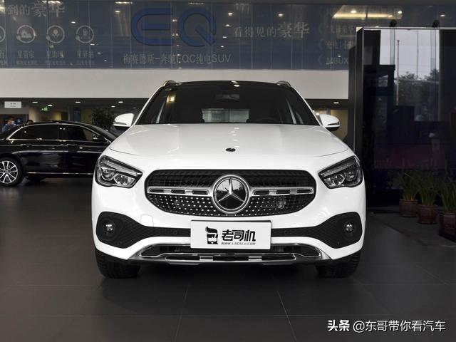 卖价不贵的豪华入门级SUV，高功版本机器油耗仅6.1L，实拍奔驰GLA