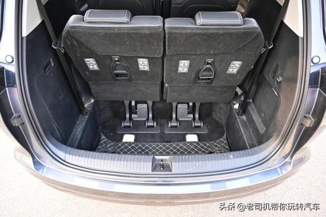 大四座头等舱给家人享受，颜值高还有性价比，五菱凯捷用车感受